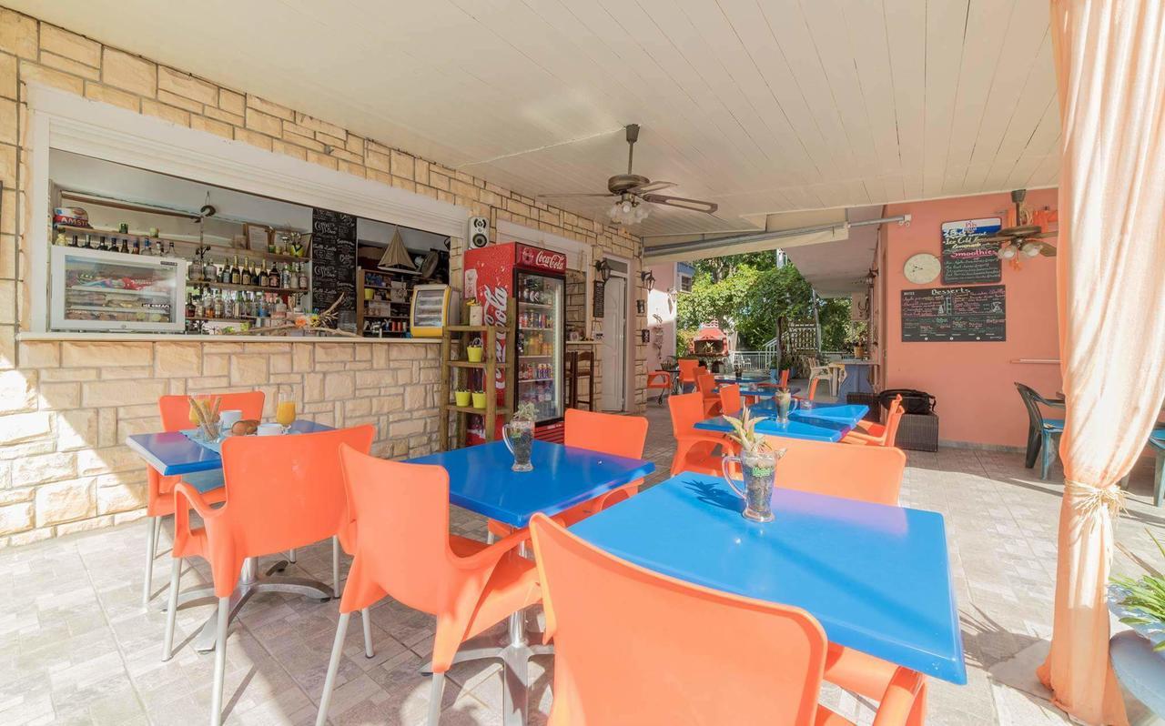 Tsolakis & Hotel de apartamente 2*