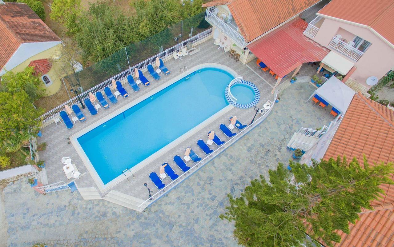 Tsolakis & Lejlighedshotel Laganas